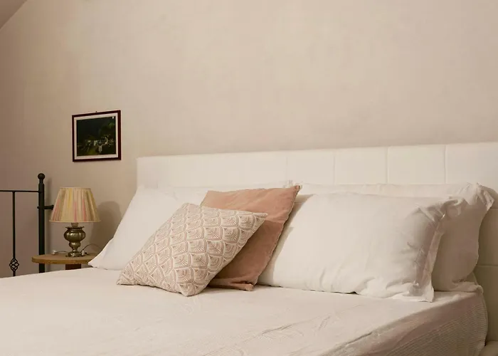 Casa Armonia Вілла Алассіо